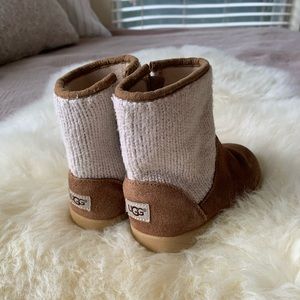 Toddler Dove UGG boots